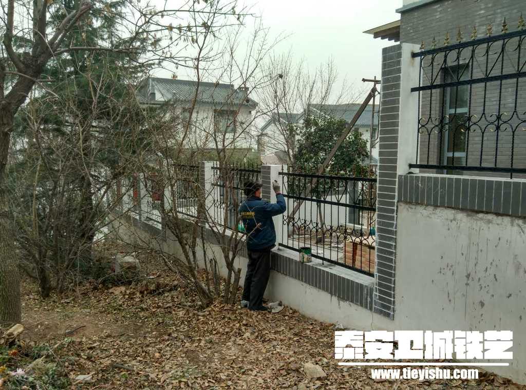 优山美地铁艺围墙