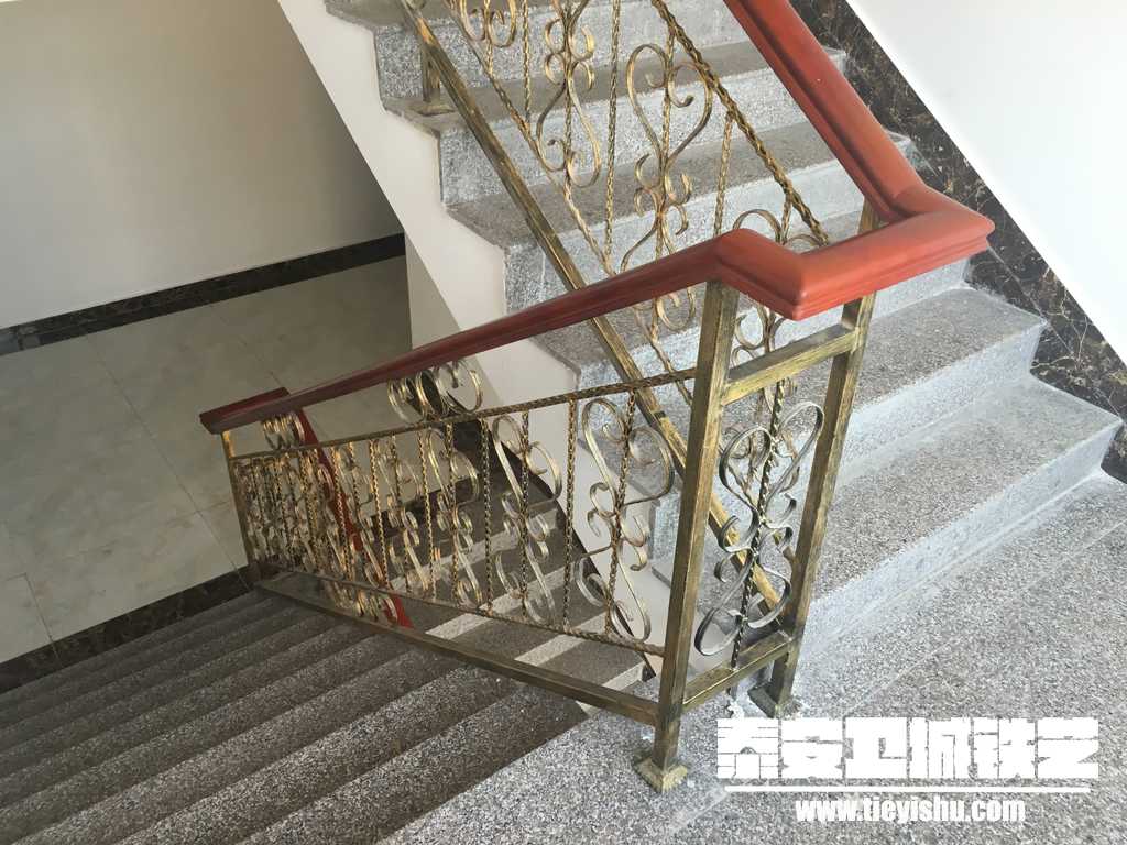 洋流镇铁艺扶手项目