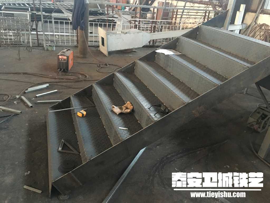 印象泰山钢构楼梯