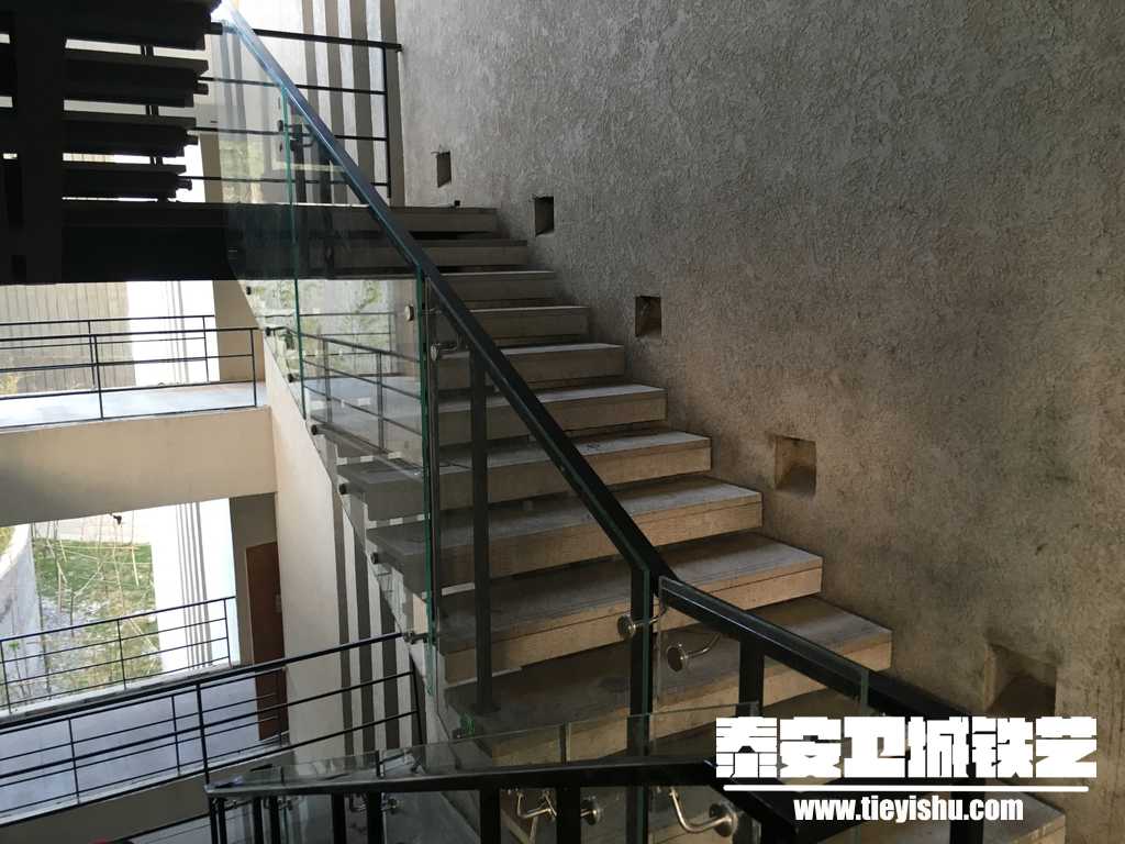 涵碧楼铁艺玻璃扶手
