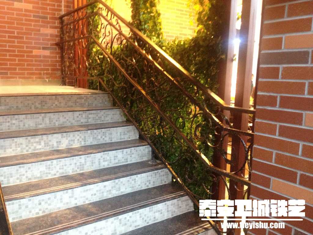 济宁新鲜屋铁艺扶手