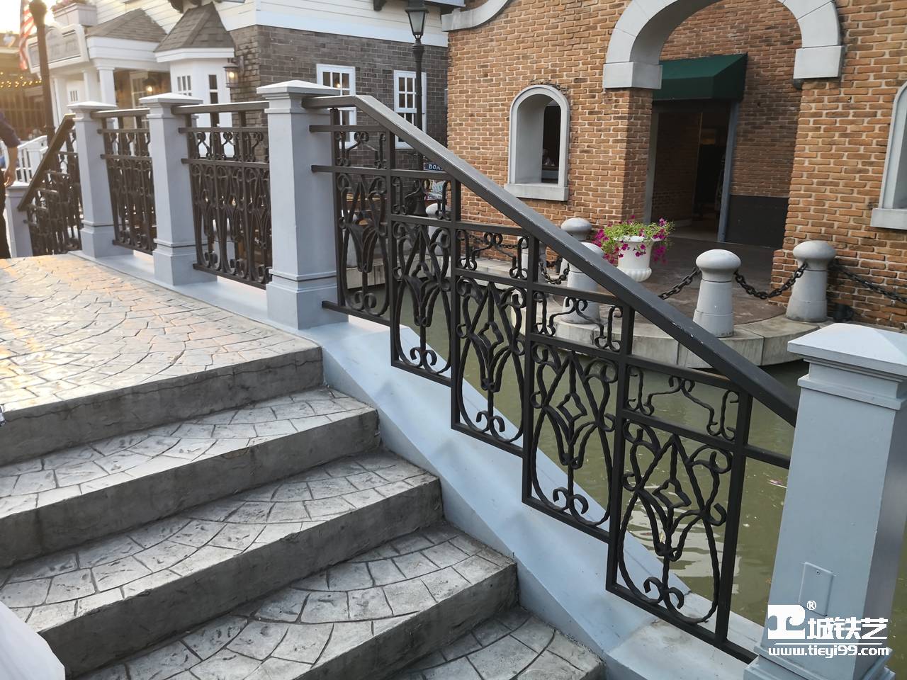 铁艺护栏/铁艺栏杆THL2108-案例赏析-实景拍摄