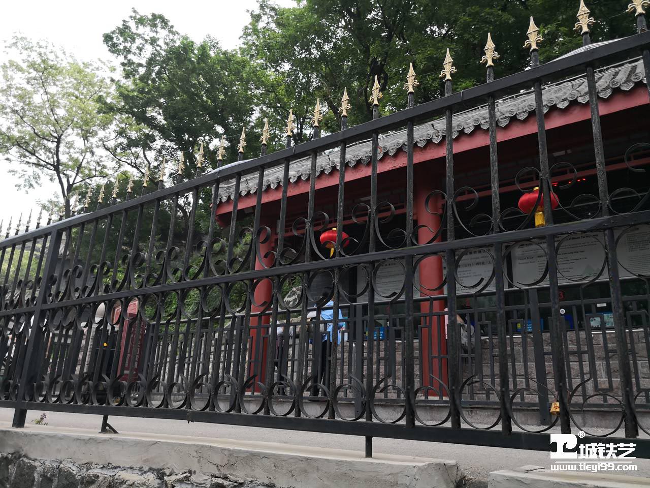 铁艺围栏|铁艺围墙|围墙护栏TW2115-案例赏析-实景拍摄一