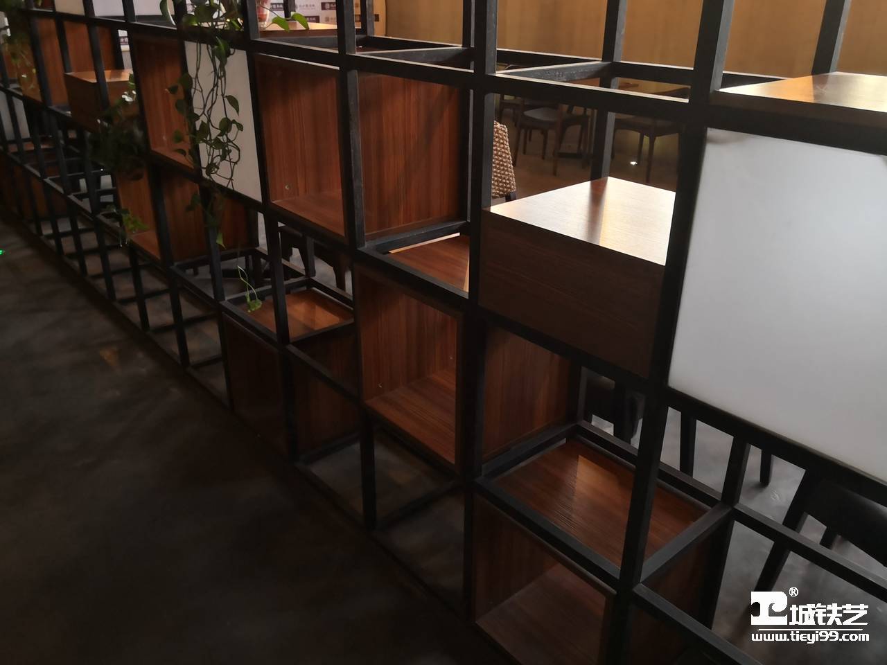 铁艺货架/铁艺陈列架/铁艺置物架THJ2109-案例赏析-实景拍摄四