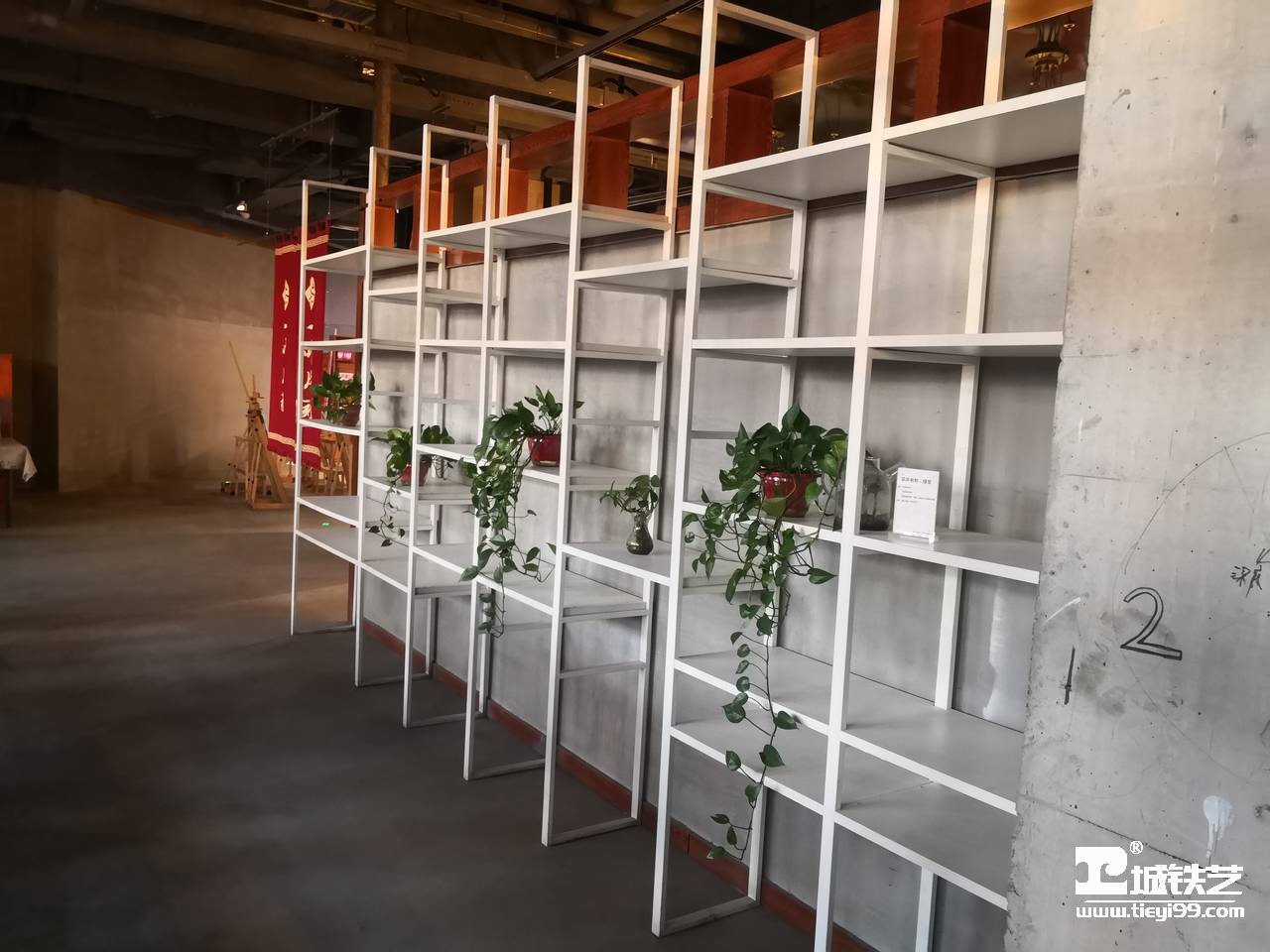 铁艺货架/铁艺陈列架/铁艺置物架THJ2110-案例赏析-实景拍摄四