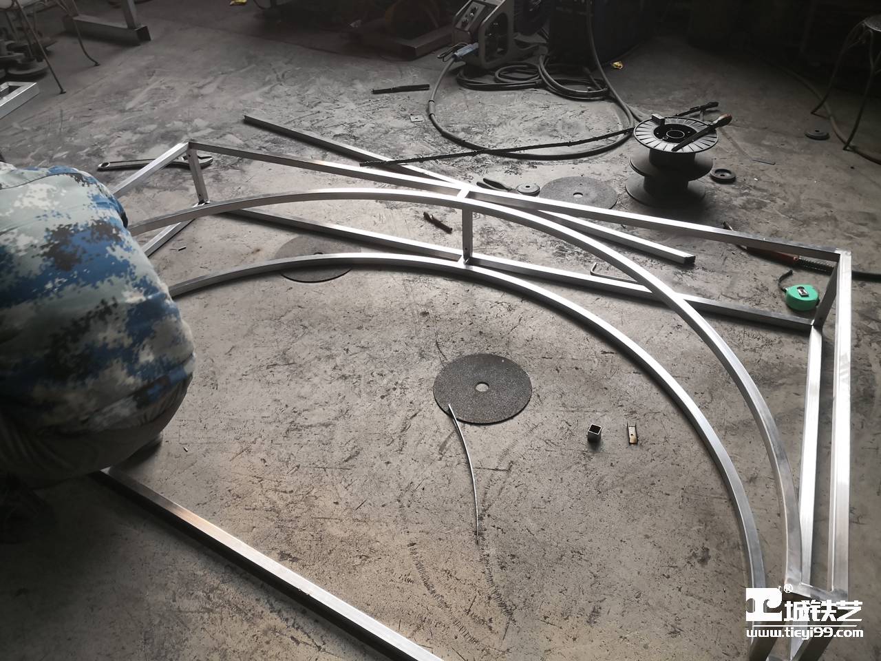 铁艺货架/铁艺陈列架/铁艺置物架THJ2112-案例赏析-实景拍摄七