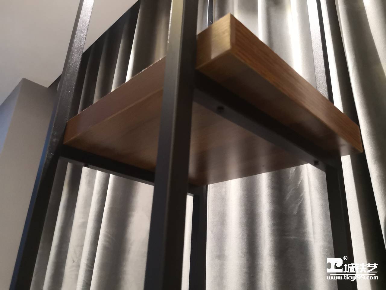 铁艺货架/铁艺陈列架/铁艺置物架THJ2115-案例赏析-实景拍摄六