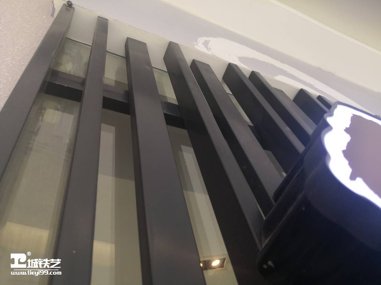 主题餐厅铁艺门面TMM2126-案例赏析-实景拍摄三