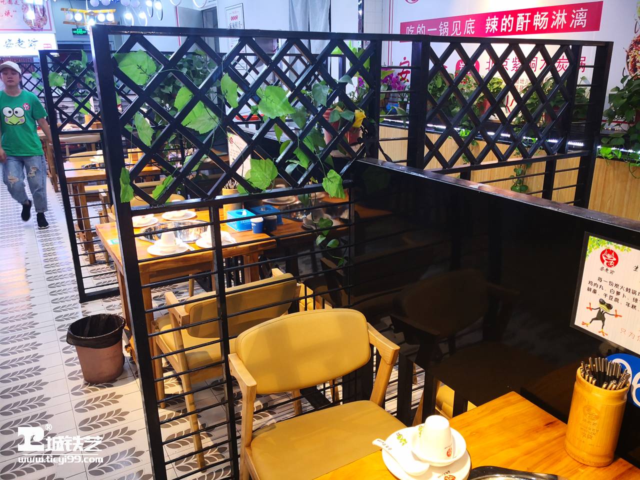 铁艺隔断-铁艺花格-屏风隔断TGD2186-图2