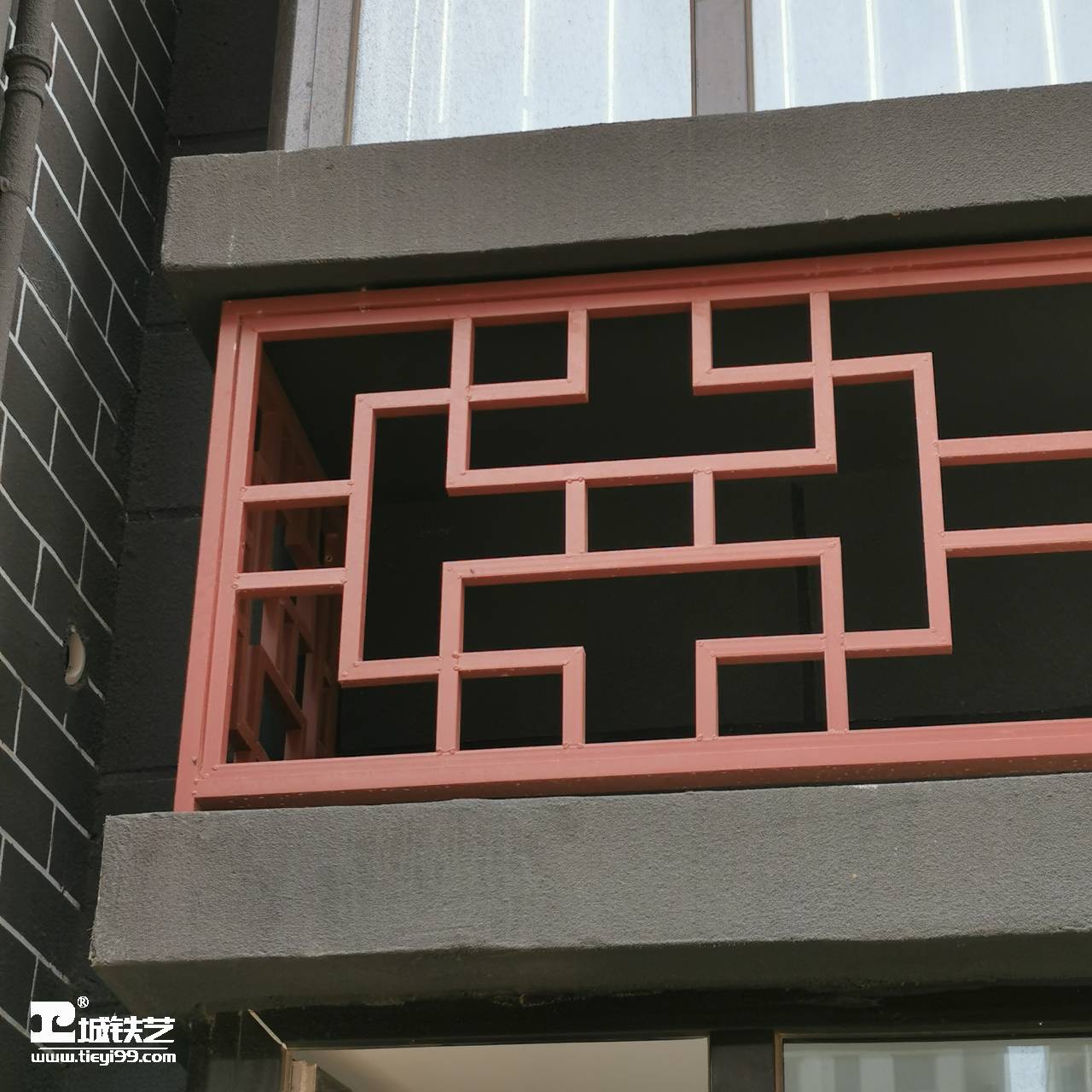 铁艺护栏/铁艺栏杆/空调护栏THL2172-实景图2