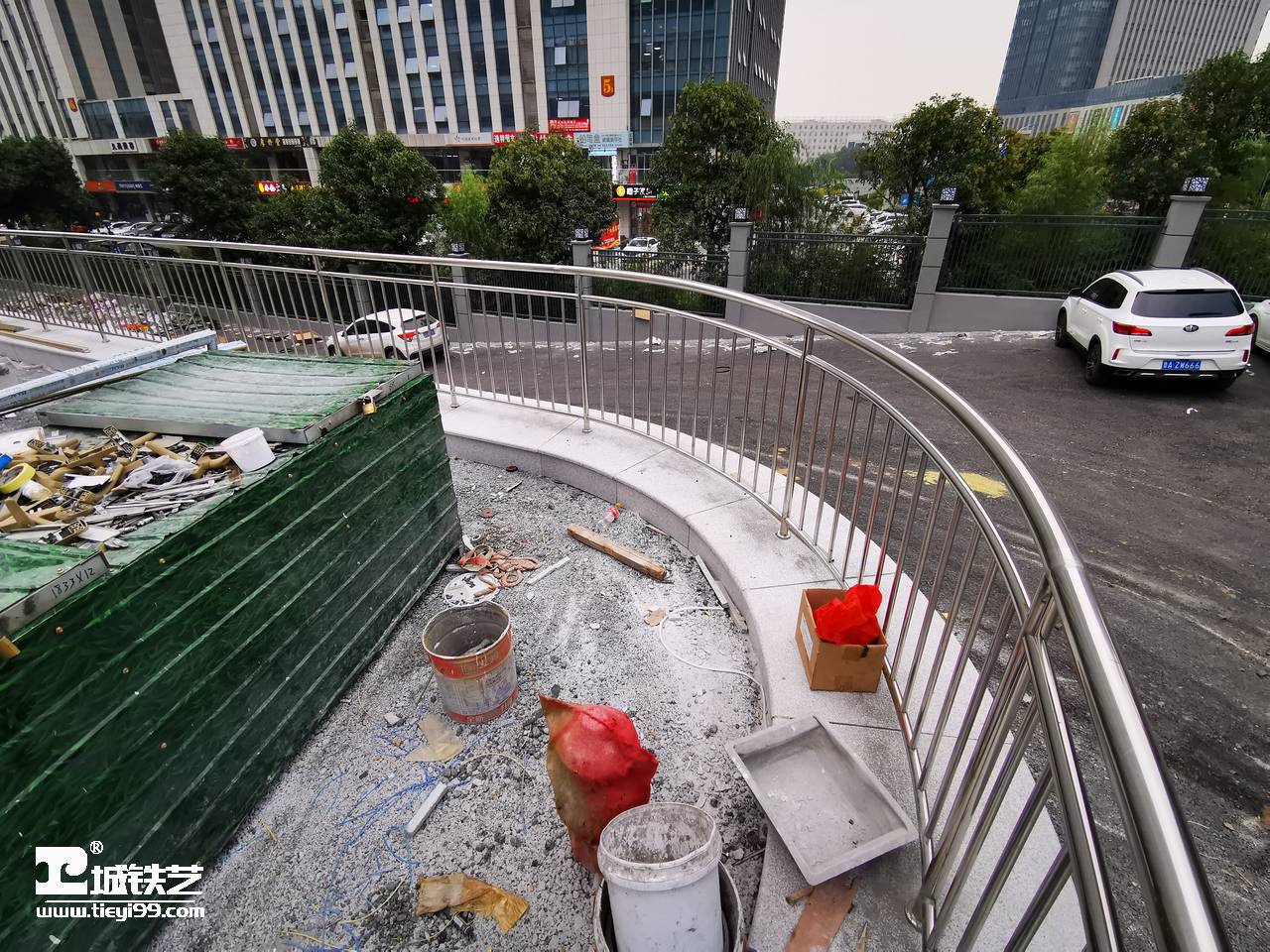 铁艺护栏/室外栏杆/不锈钢护栏THL2185-图4