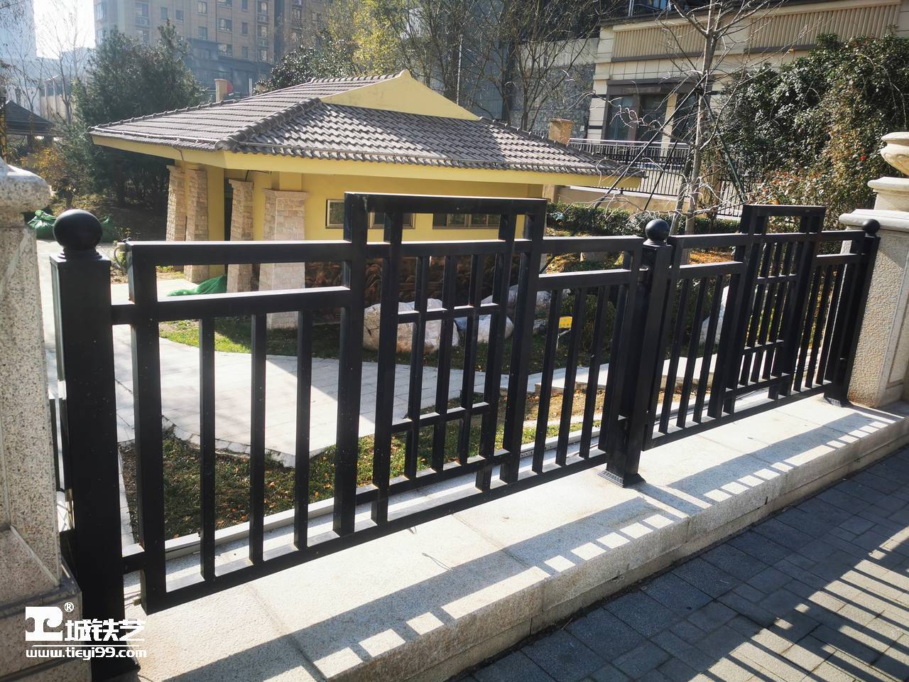 铁艺护栏/室外栏杆/阳台护栏THL2196-图1