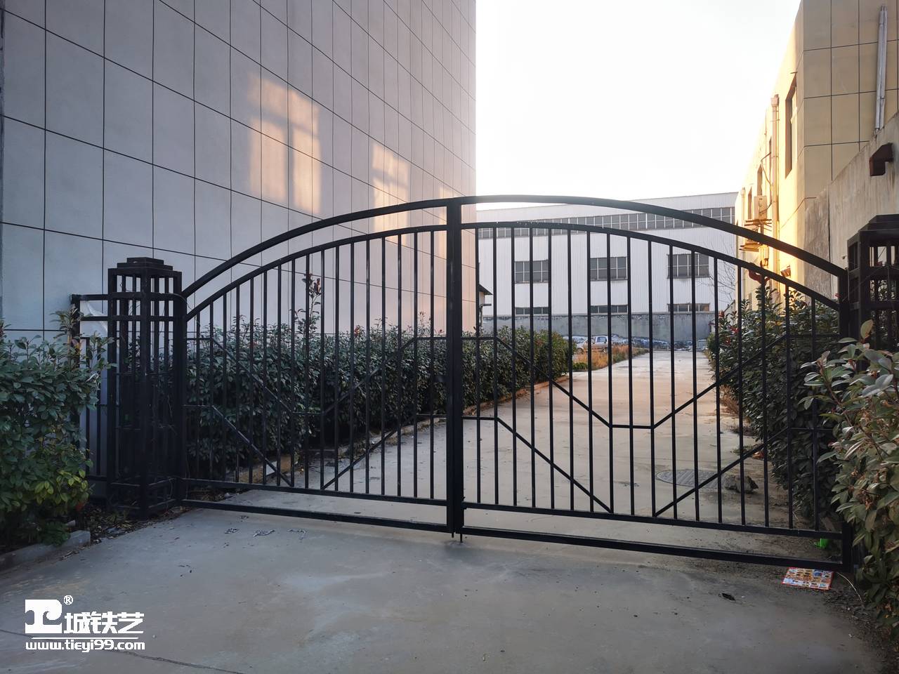 铁艺大门|庭院门|小区大门TDM2133-图1