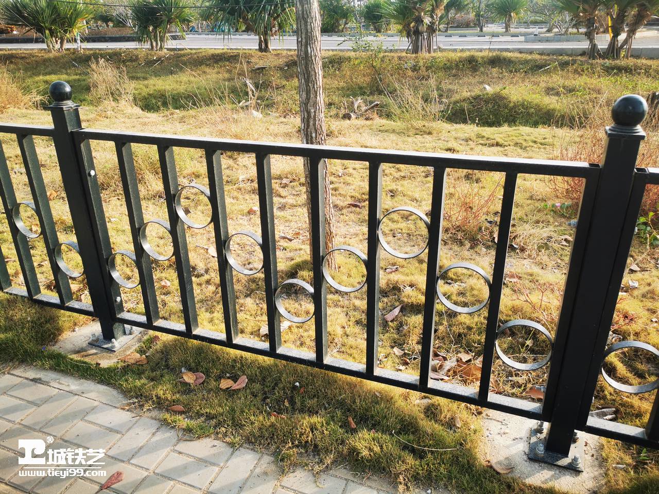铁艺护栏/室外栏杆/阳台护栏THL2203-图2
