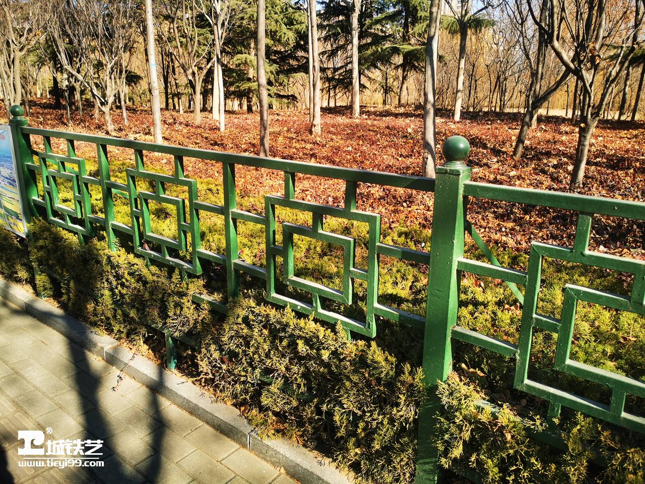 铁艺护栏/室外栏杆/阳台护栏THL2207-图1